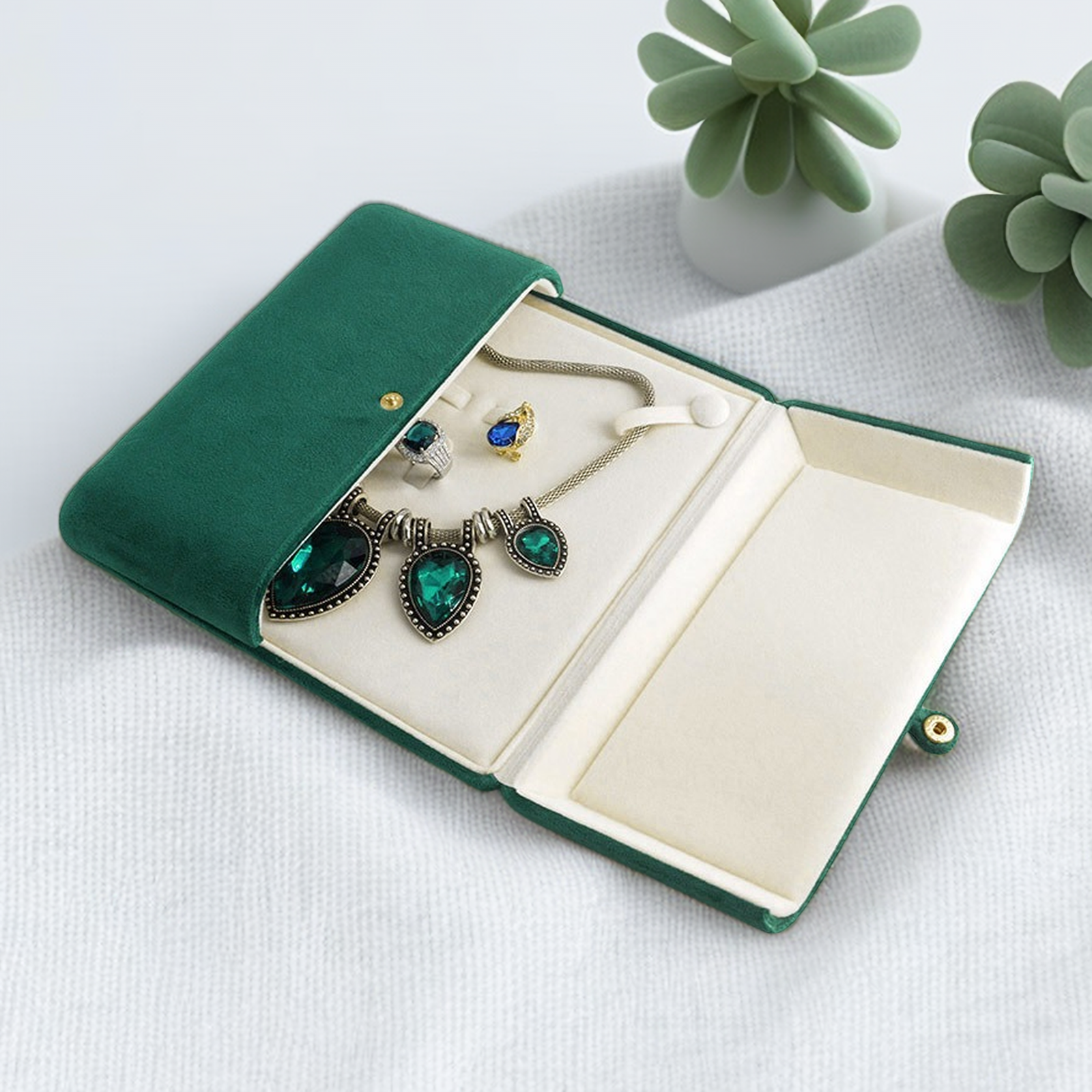 Emerald green jewelry box