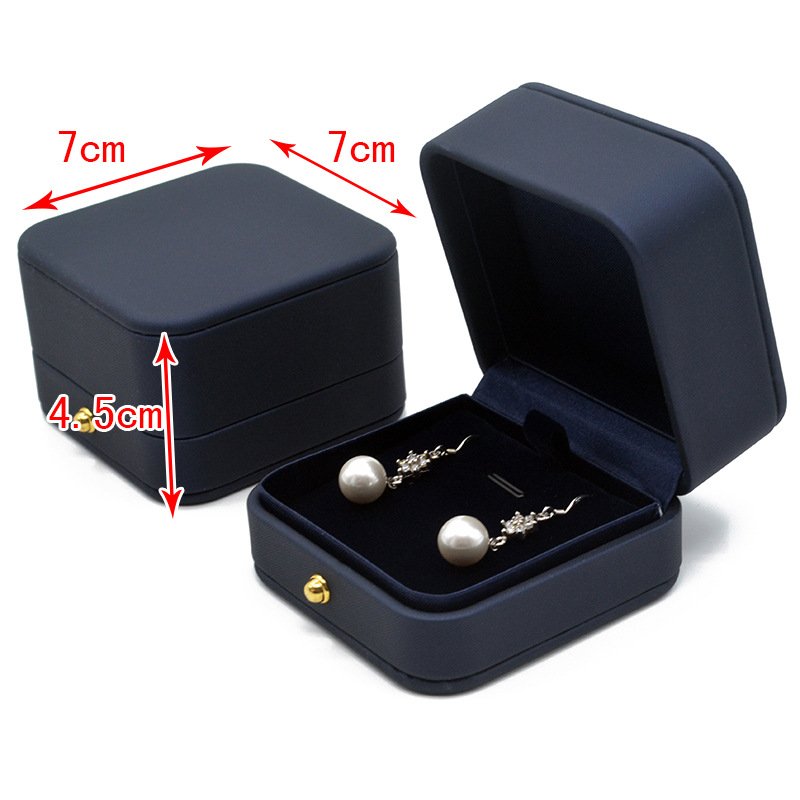 14829132141_1458098925